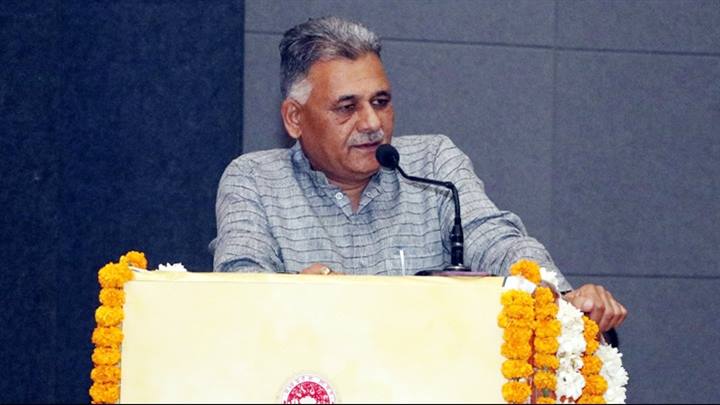 भारत को विश्वमंच पर सिरमौर बनाने के लिए स्वत्व के भाव का प्रकटीकरण आवश्यक - उच्च शिक्षा मंत्री श्री परमार